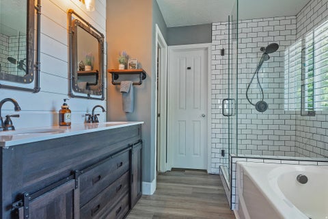 Tiny photo for 787 W 2000 N, West Bountiful, UT 84087 (MLS # 2171194)