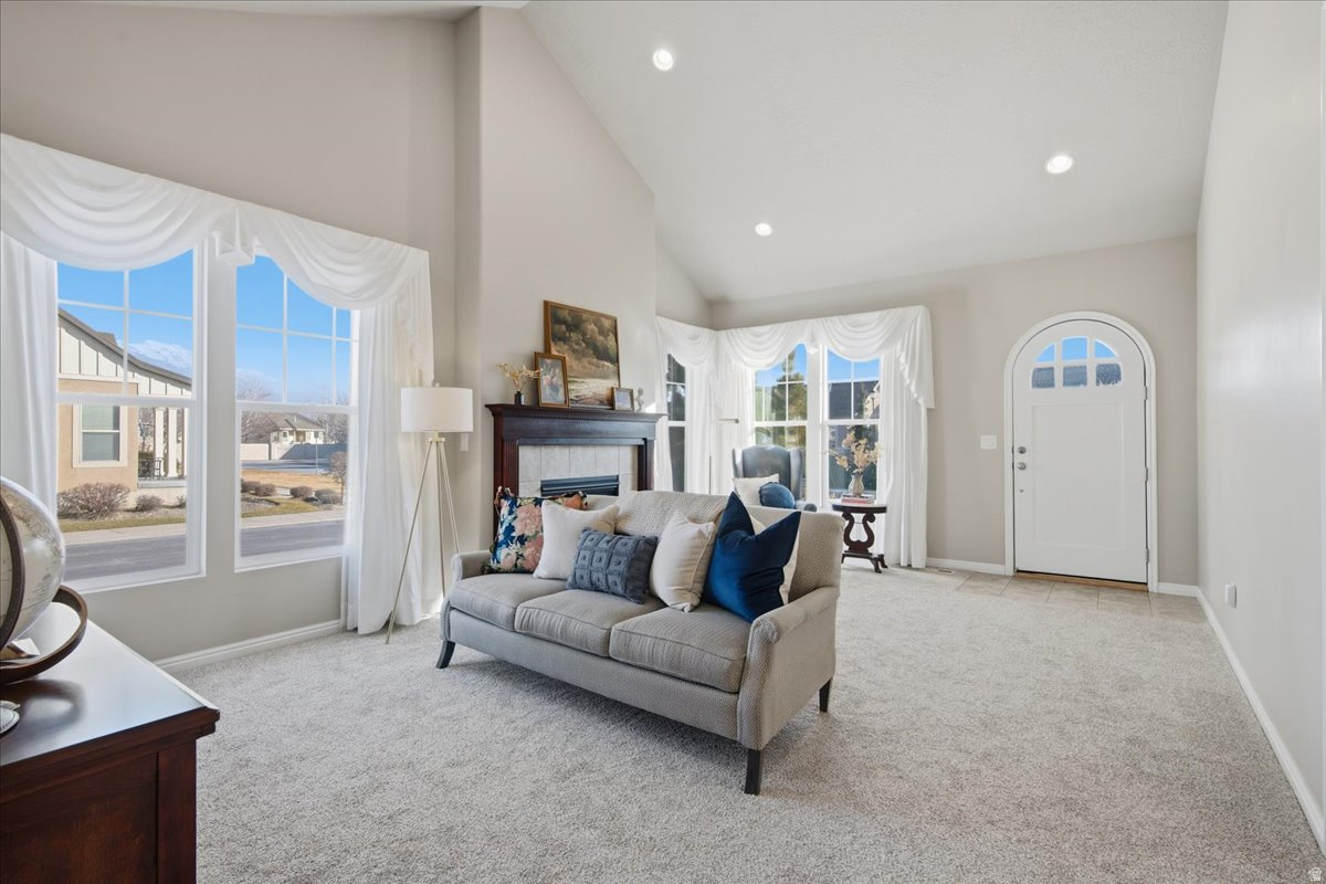 THE GARDENS AT IVORY RIDGE - Residential