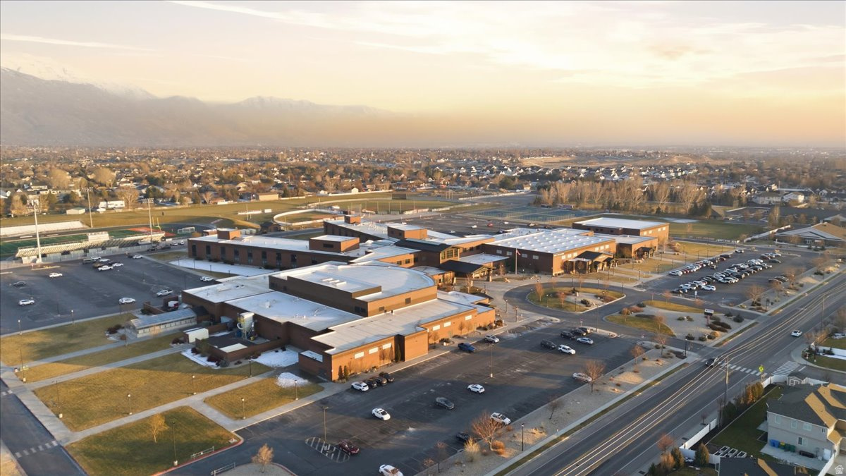 THE GARDENS AT IVORY RIDGE - Residential