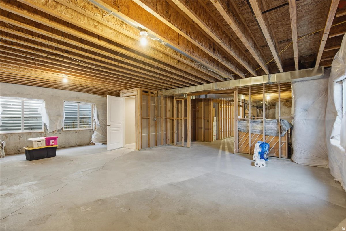 THE GARDENS AT IVORY RIDGE - Residential