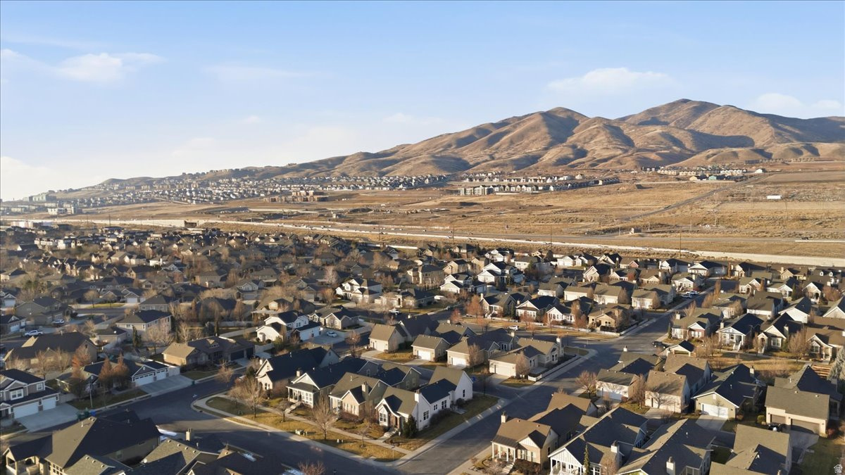 THE GARDENS AT IVORY RIDGE - Residential