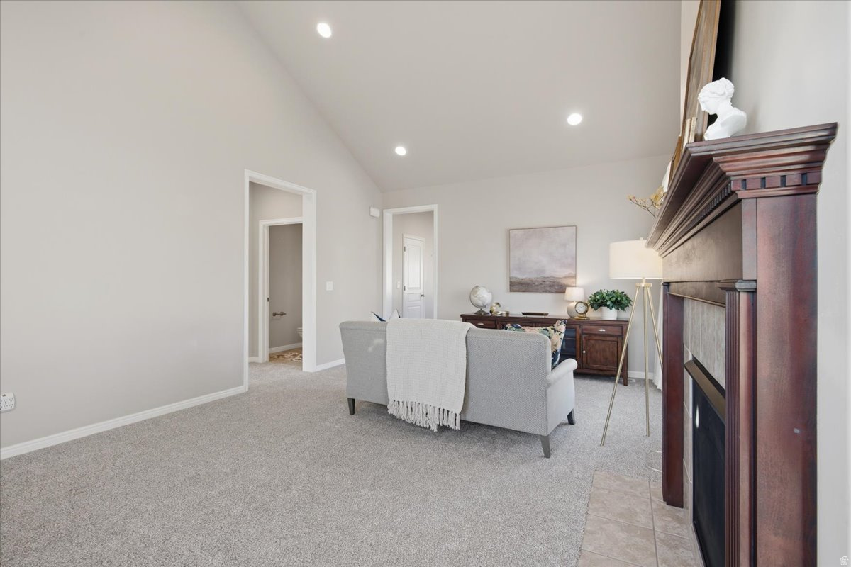 THE GARDENS AT IVORY RIDGE - Residential