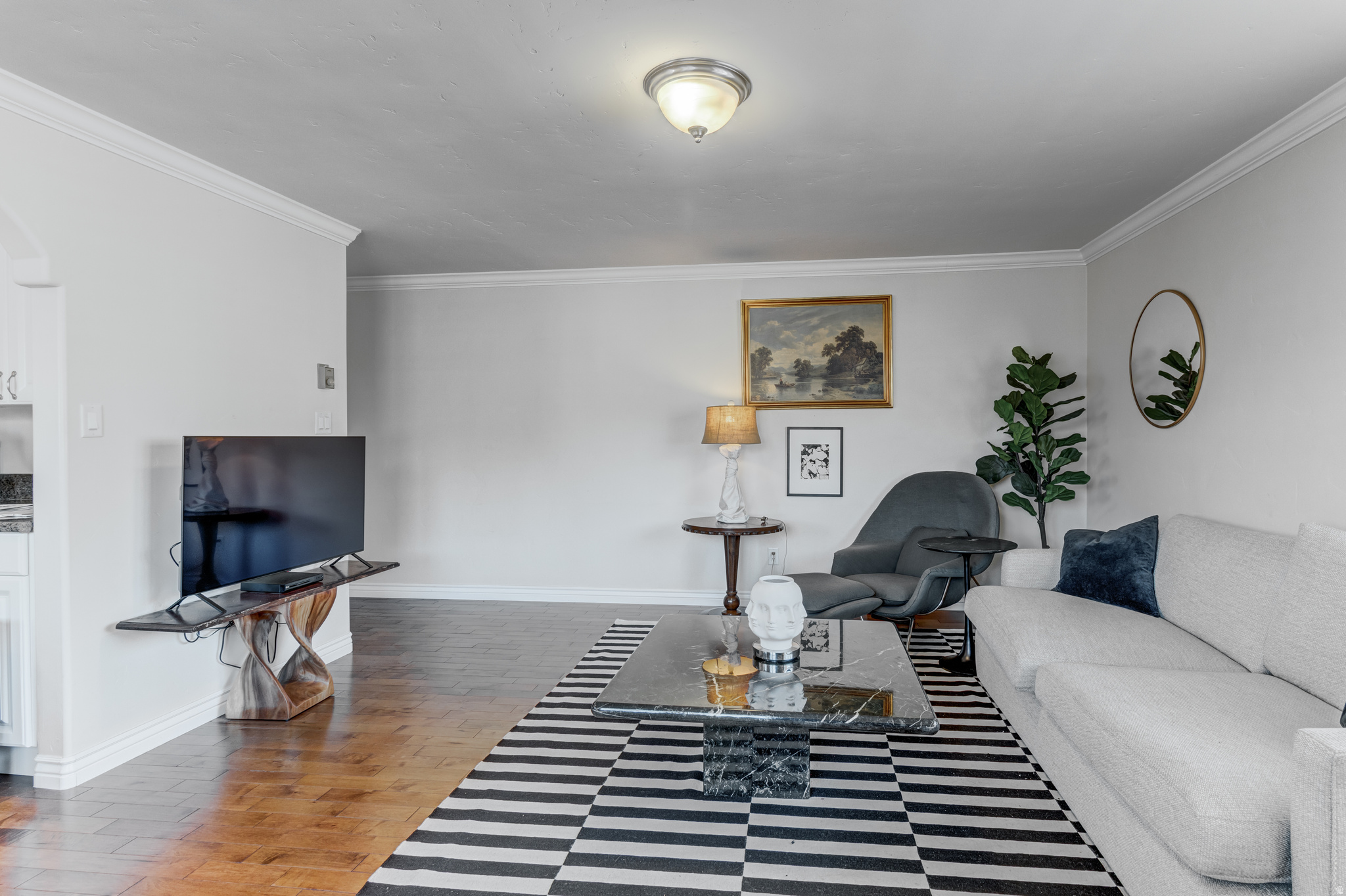 S.L. AVENUES - Residential