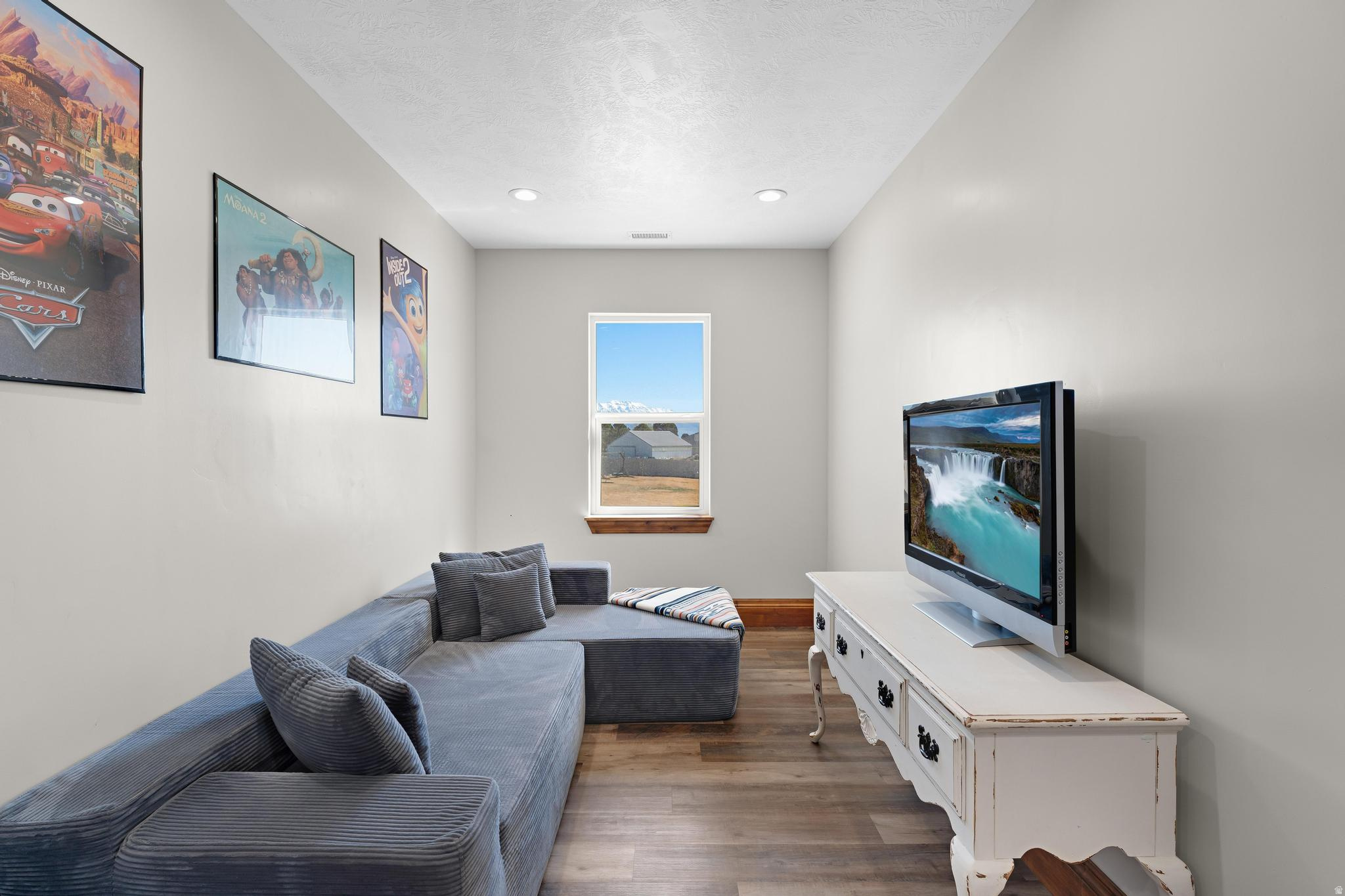 SAGE VALLEY - Residential