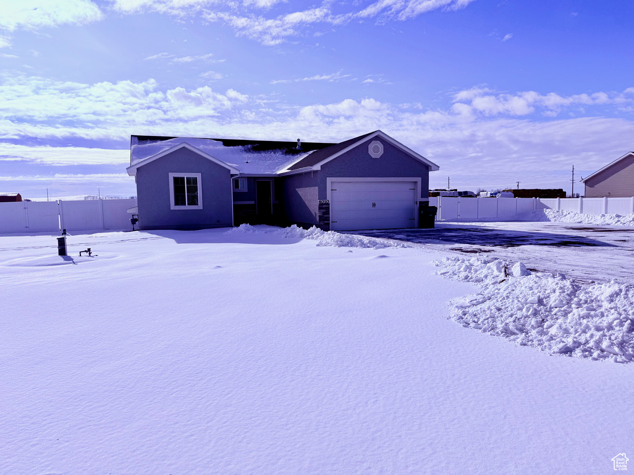 MOUNTAIN VALLEY - Residential