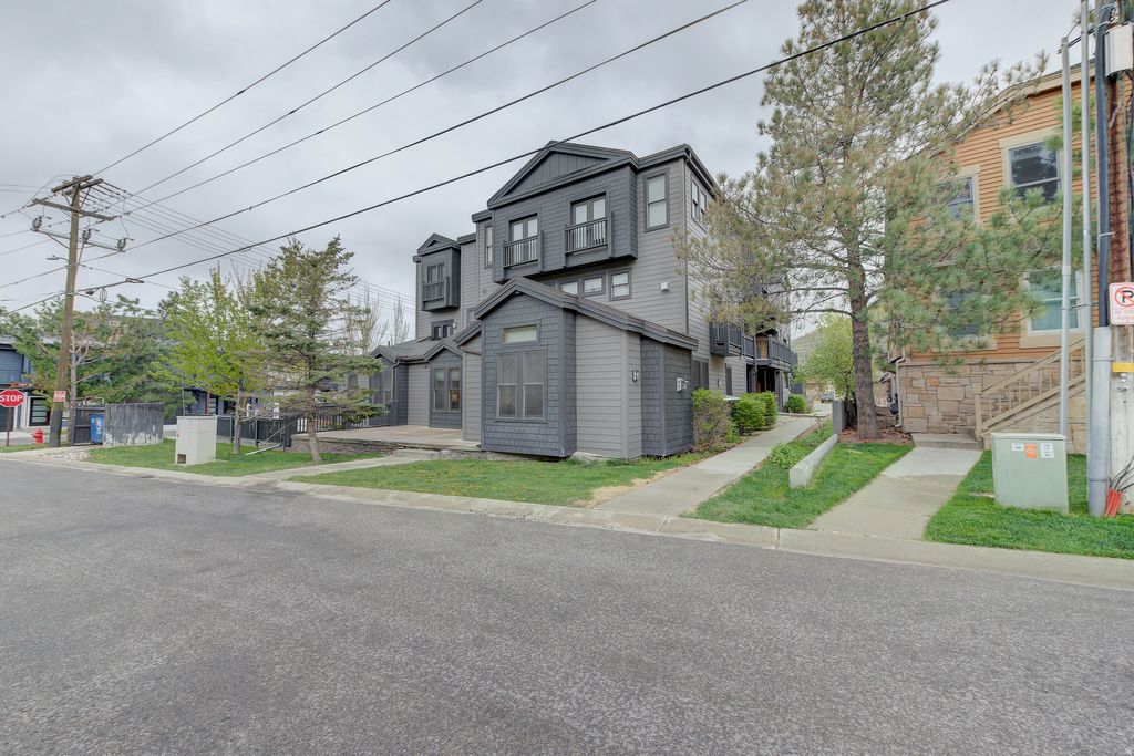 Photo of 1499 PARK AVE #1, Park City, UT 84060 (MLS # 2127153)