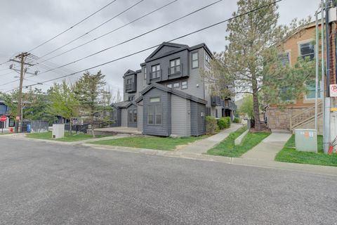 Photo of 1499 PARK AVE #1, Park City, UT 84060 (MLS # 2127153)