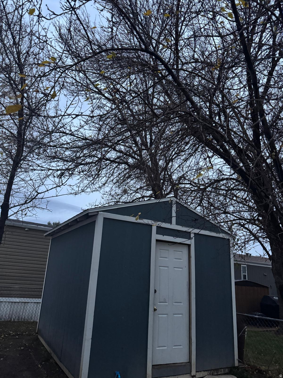 BROOKSIDE - Residential