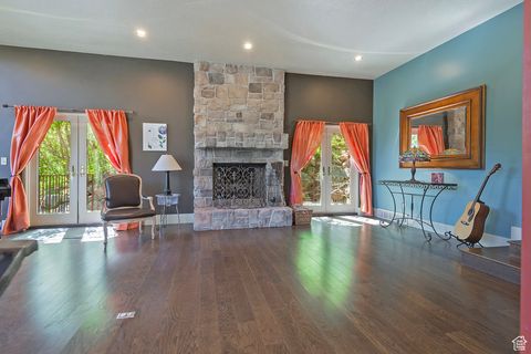 Tiny photo for 4436 E KENBRIDGE CT. Ct, Salt Lake City, UT 84108 (MLS # 2104781)