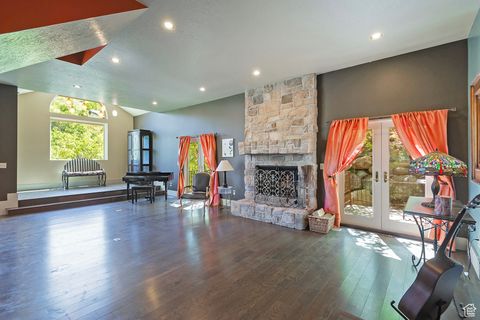 Tiny photo for 4436 E KENBRIDGE CT. Ct, Salt Lake City, UT 84108 (MLS # 2104781)