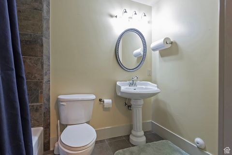 Tiny photo for 4436 E KENBRIDGE CT. Ct, Salt Lake City, UT 84108 (MLS # 2104781)