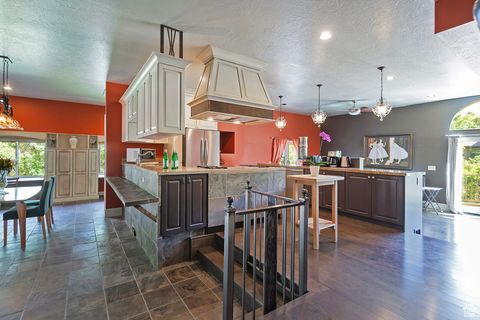 Tiny photo for 4436 E KENBRIDGE CT. Ct, Salt Lake City, UT 84108 (MLS # 2104781)