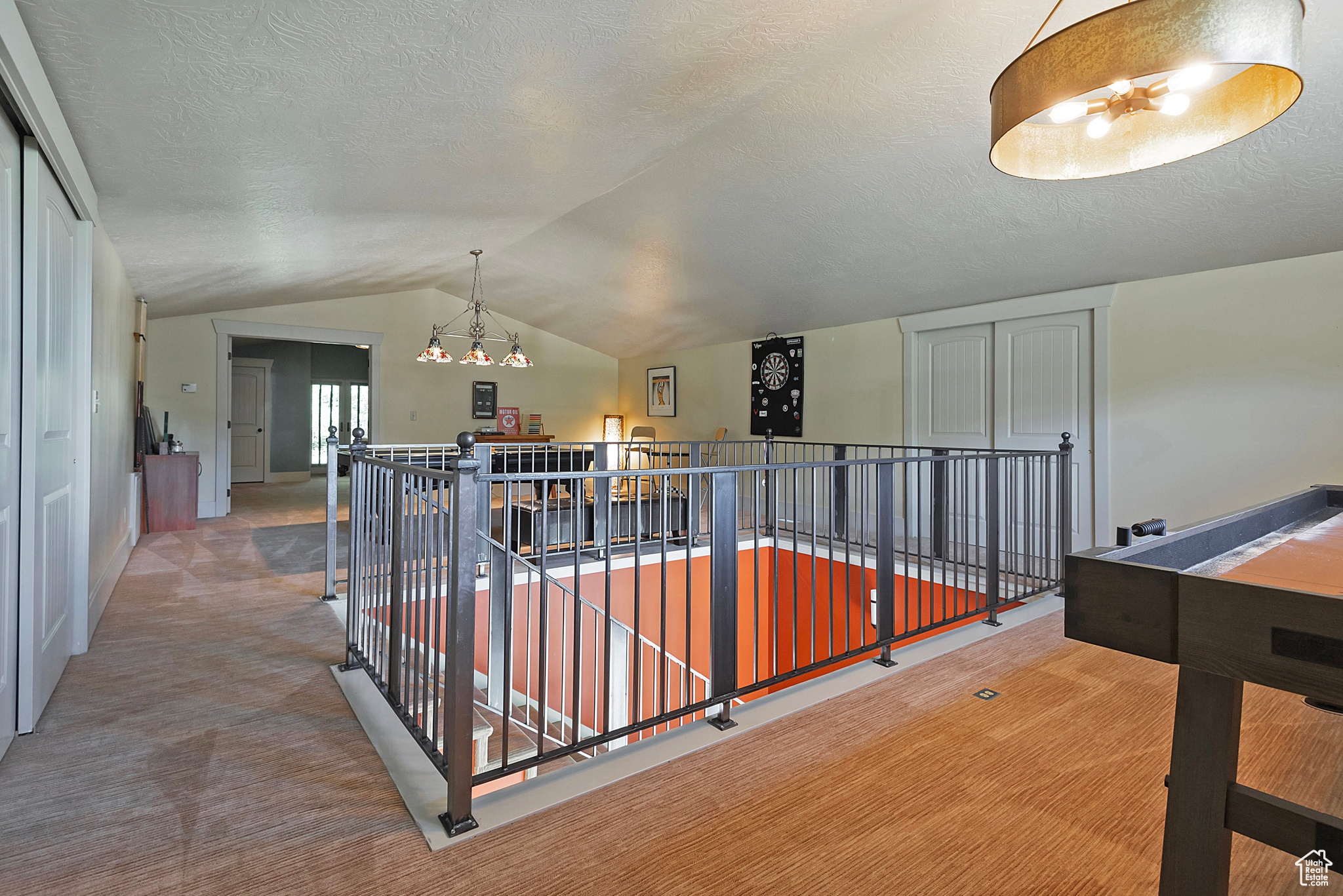 EMIGRATION PLACE - Residential