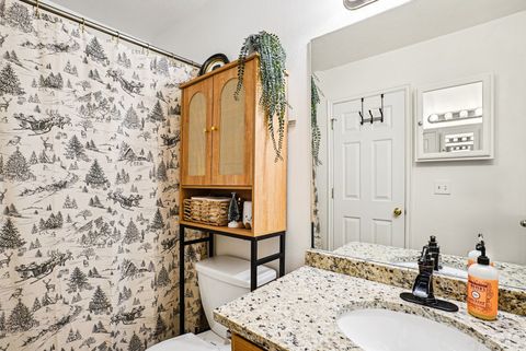 Tiny photo for 139 E WAYFIELD DR S, Draper, UT 84020 (MLS # 2127062)