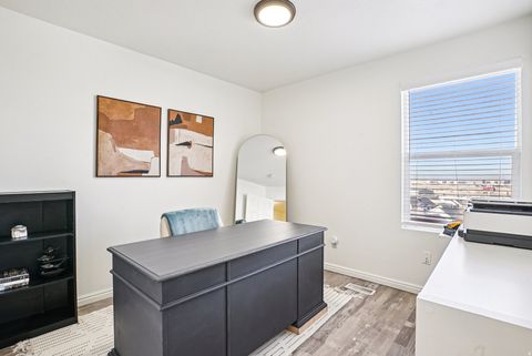 Tiny photo for 139 E WAYFIELD DR S, Draper, UT 84020 (MLS # 2127062)