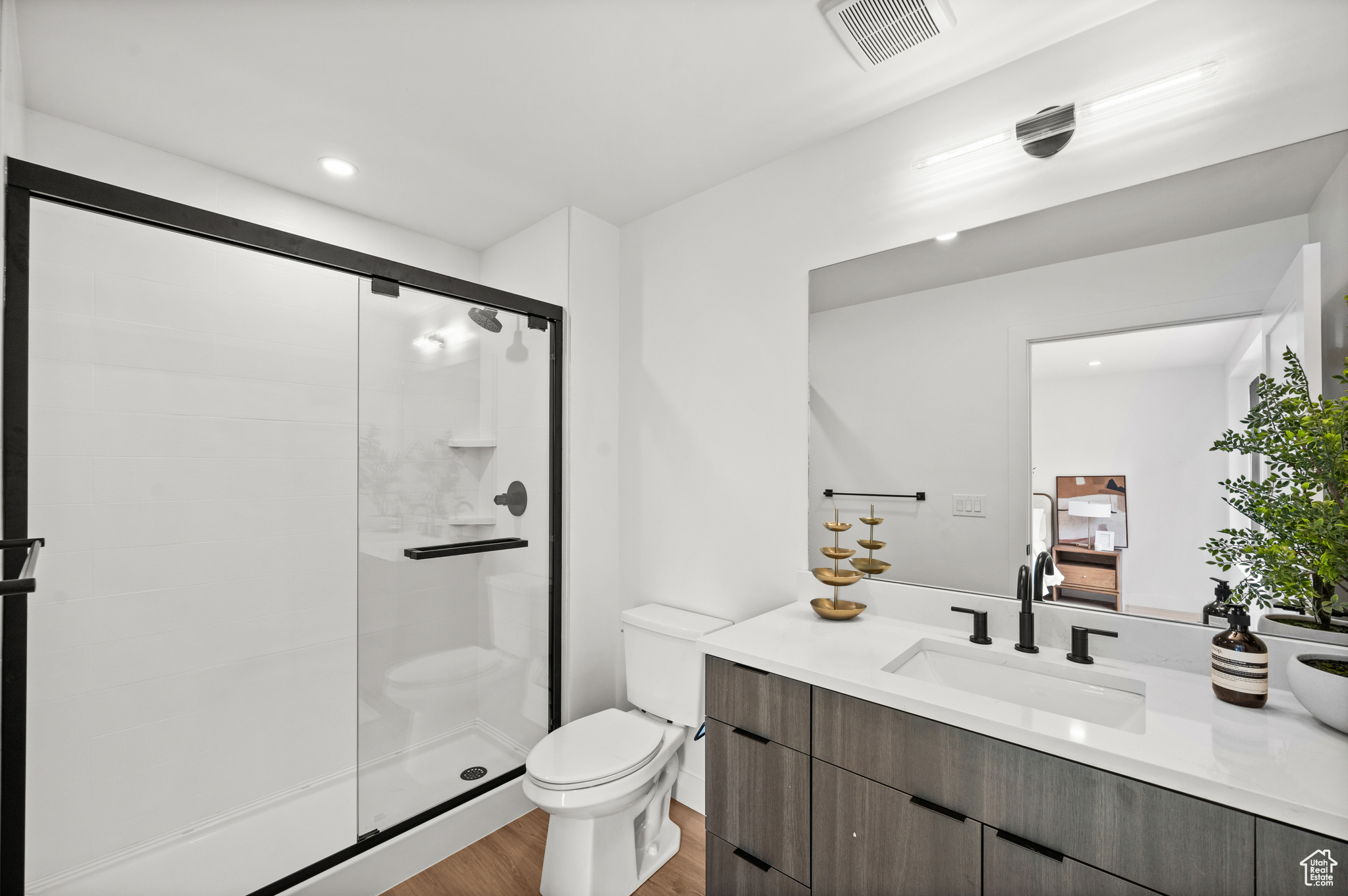 WOODLAND COMMONS - Residential