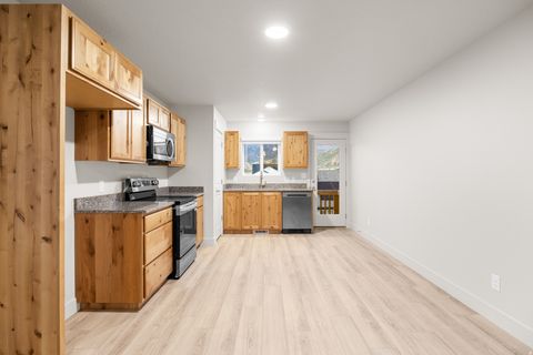 Tiny photo for 1723 S WINDSONG DR #SR379, Santaquin, UT 84655 (MLS # 2151304)