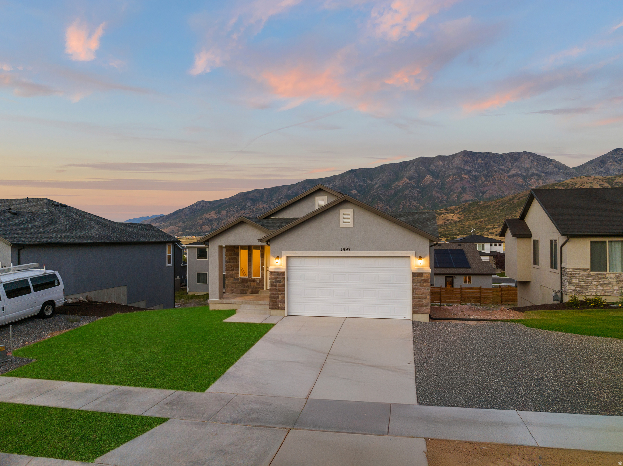 SUMMIT RIDGE THE HILLS - Residential