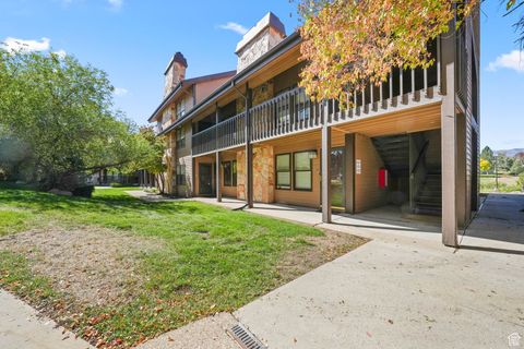 Photo of 3615 WOLF CREEK DR #709, Eden, UT 84310 (MLS # 2115190)