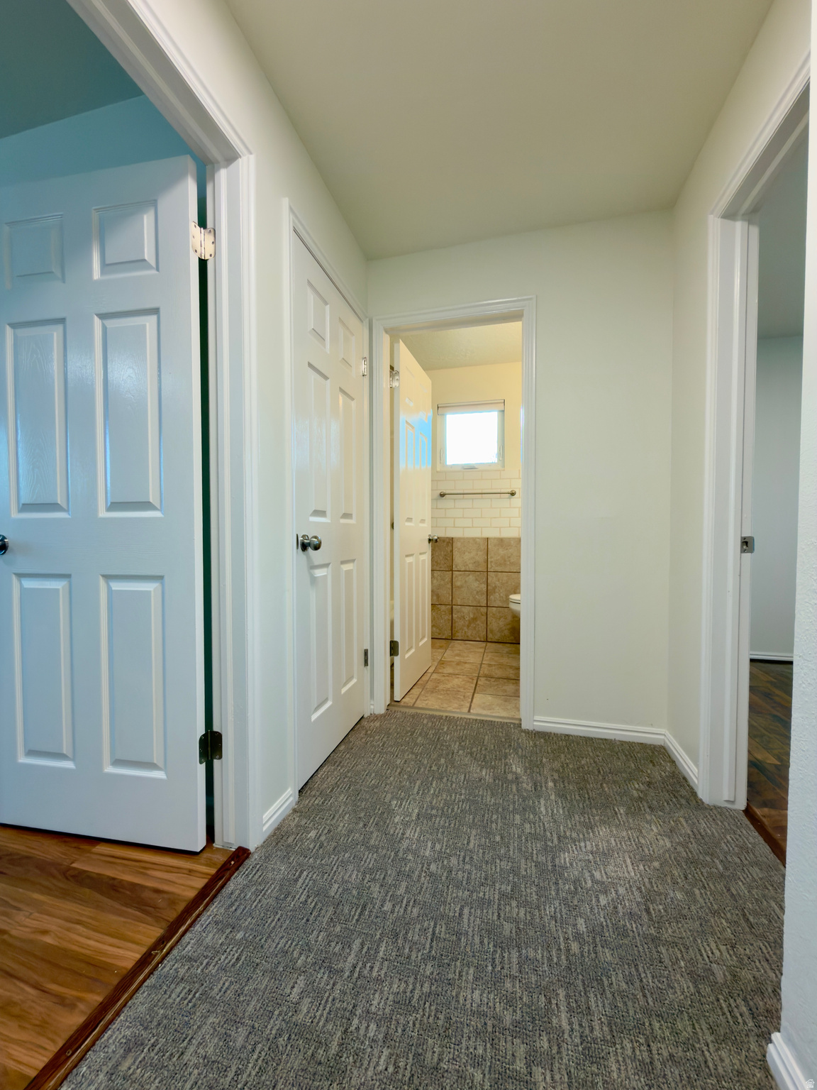 STRAWBERRY POINTE - Residential