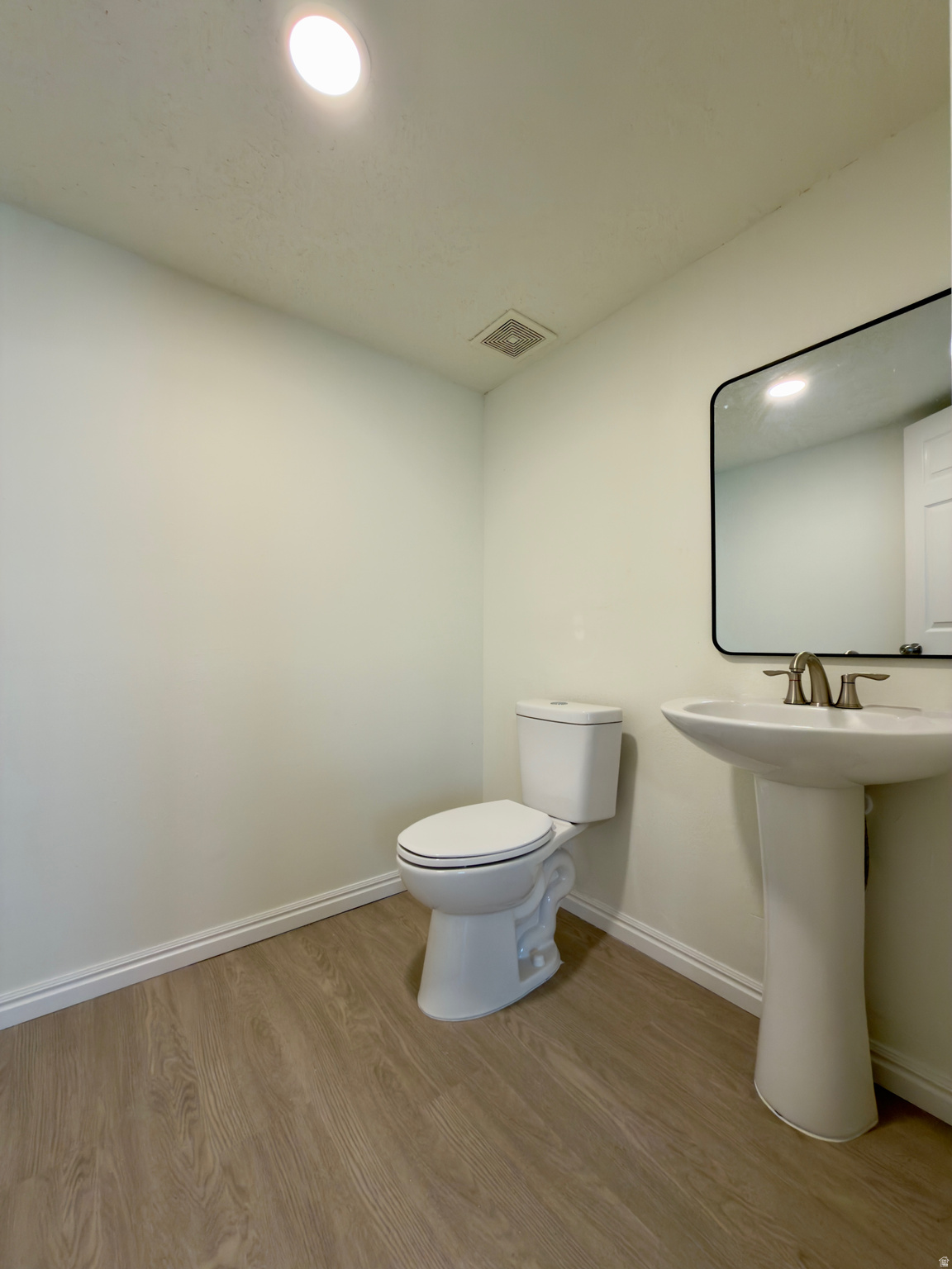 STRAWBERRY POINTE - Residential