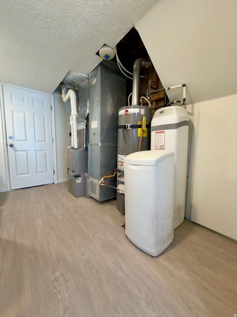 Tiny photo for 1443 W 600 N, Pleasant Grove, UT 84062 (MLS # 2142995)