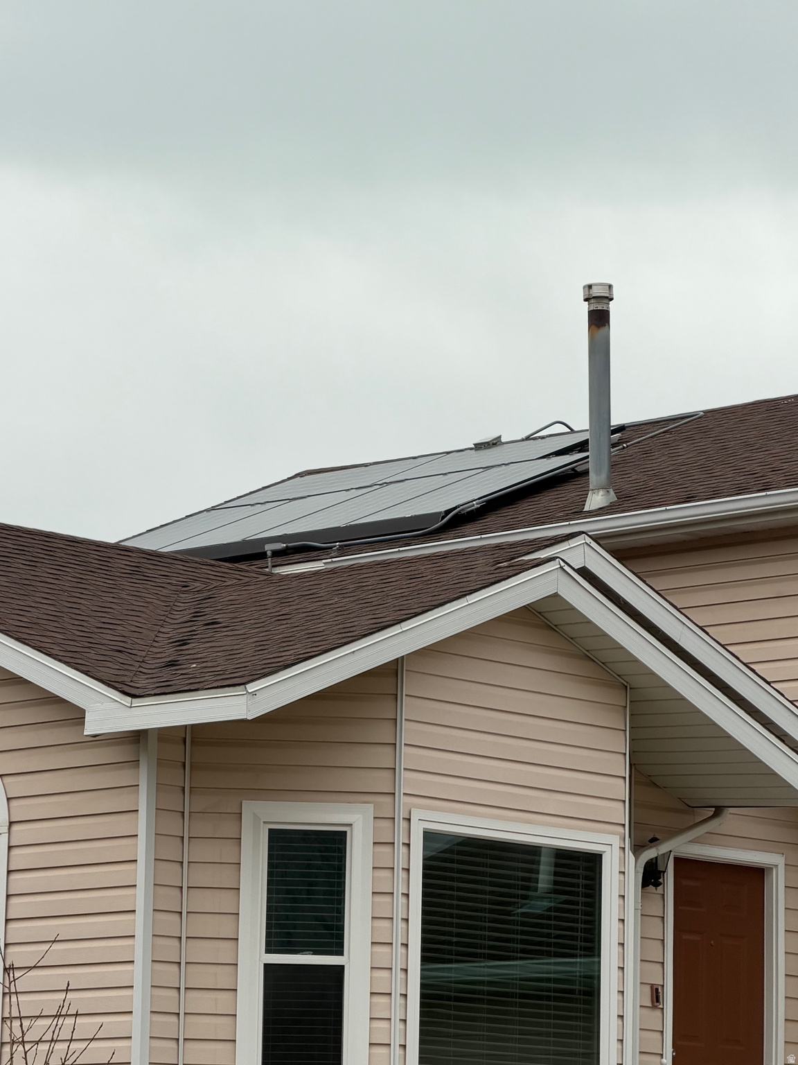 STRAWBERRY POINTE - Residential