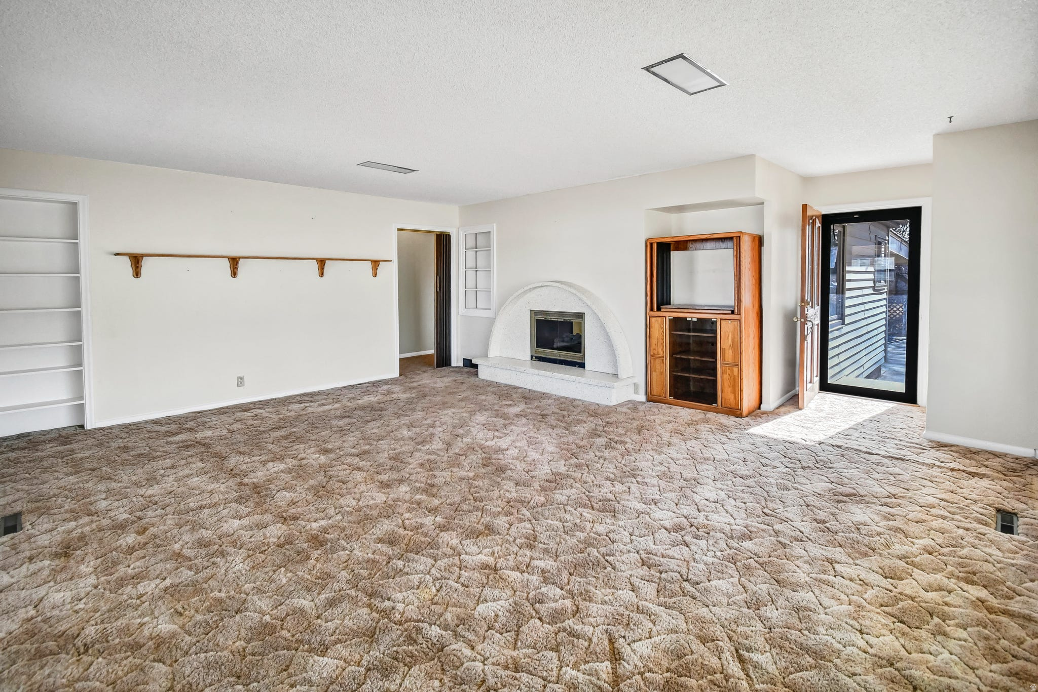 YOUNG PROPERTY - Residential