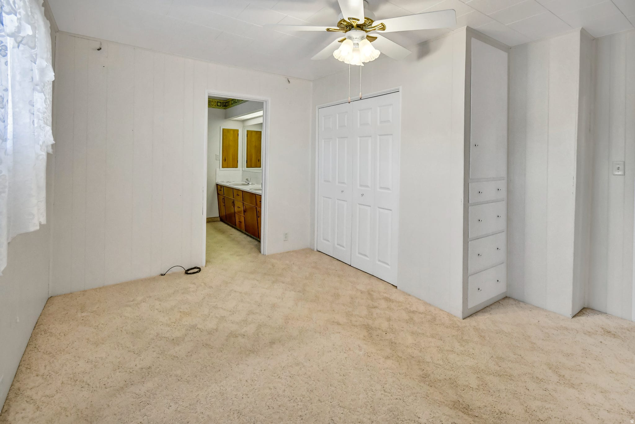 YOUNG PROPERTY - Residential