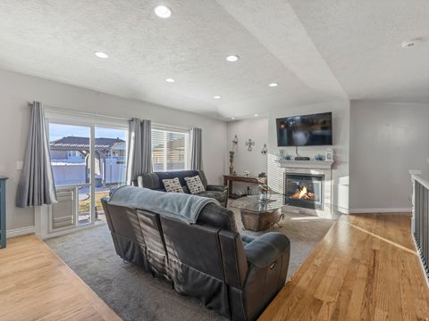 Tiny photo for 1137 W 2500 S, Syracuse, UT 84075 (MLS # 2130350)