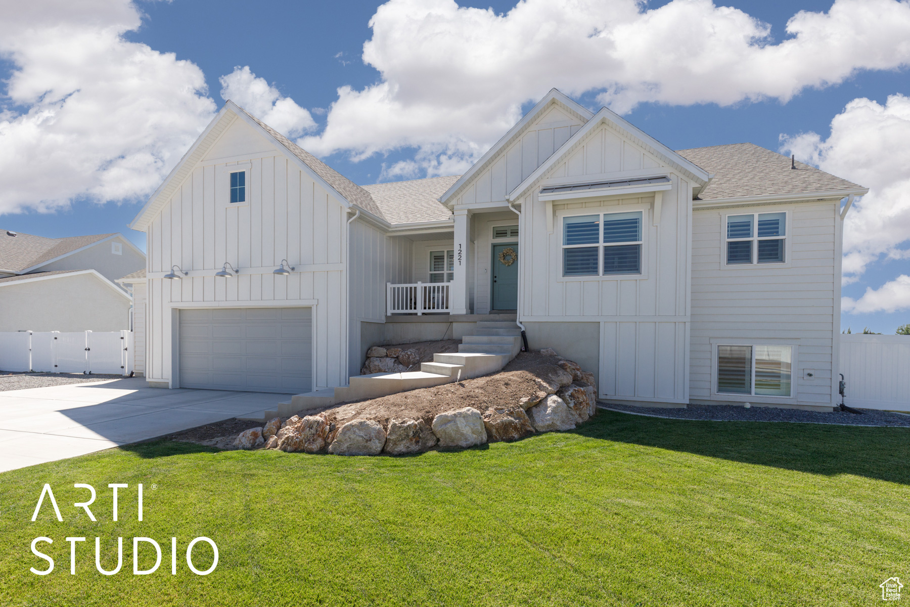 RIVER CROSSING - Residential