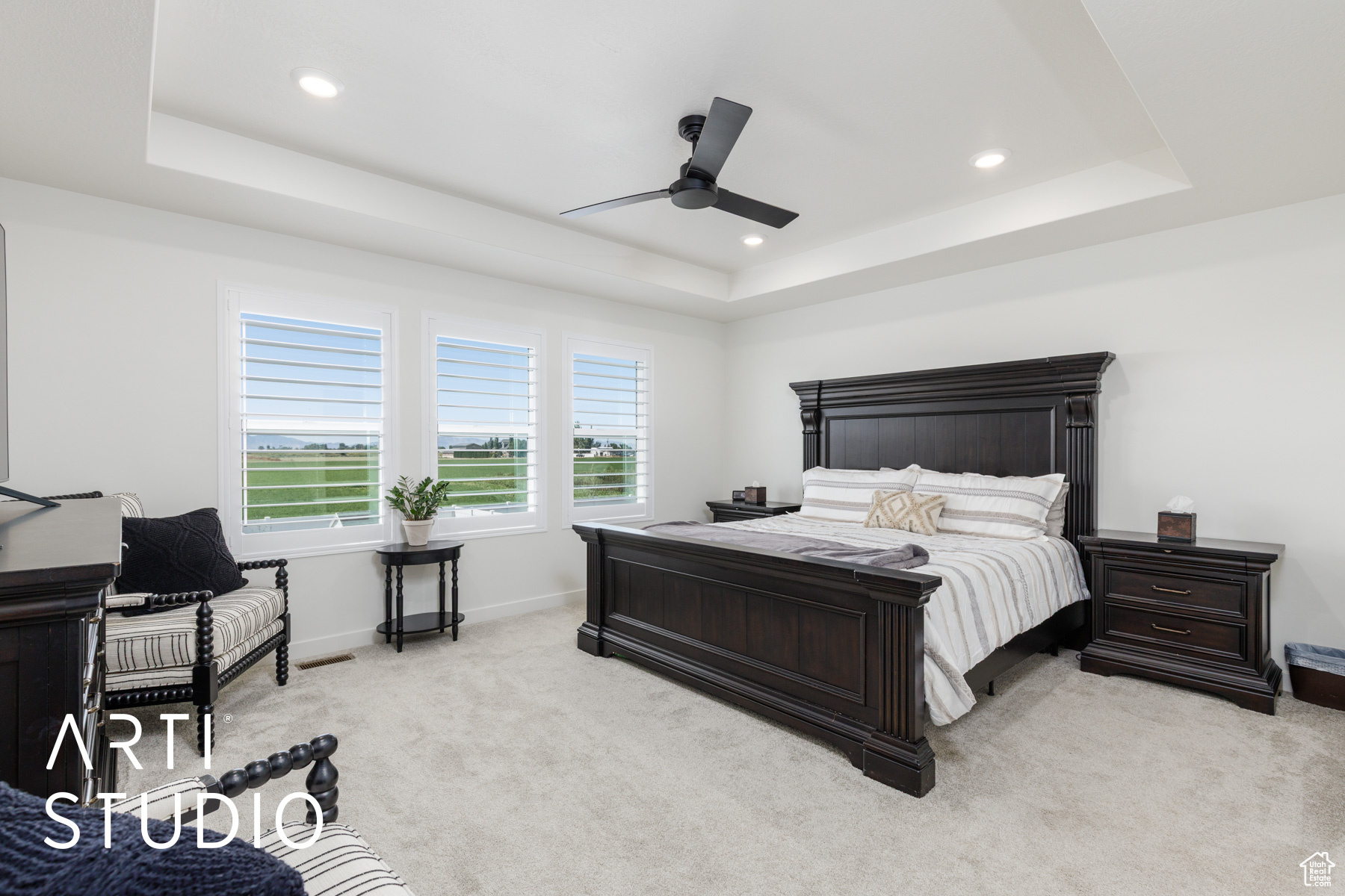 RIVER CROSSING - Residential