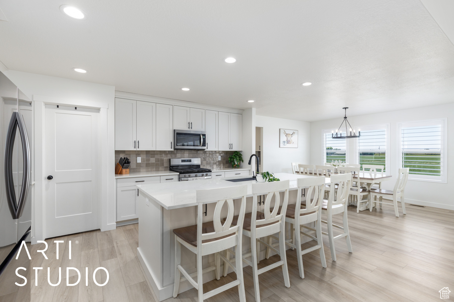 RIVER CROSSING - Residential