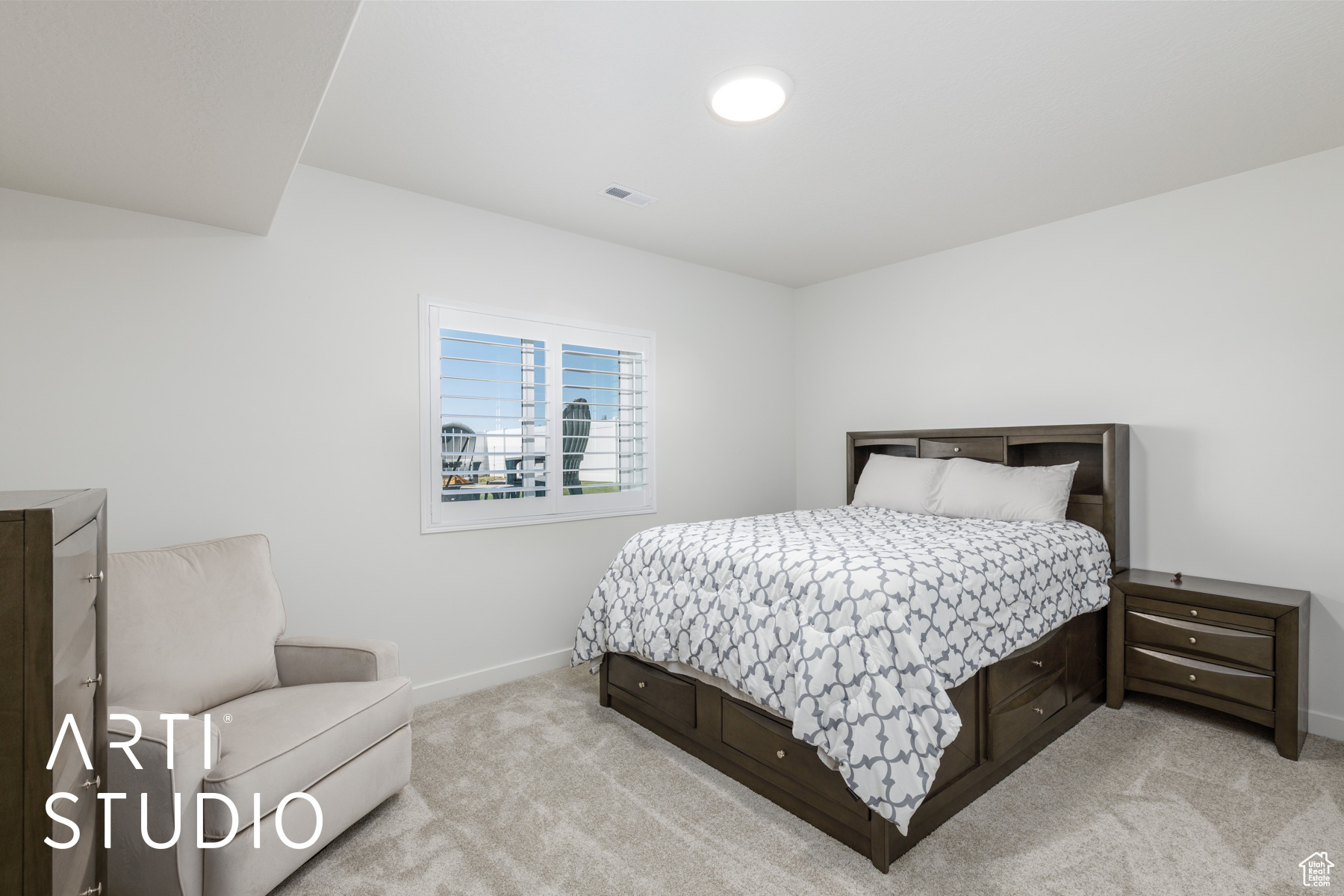 RIVER CROSSING - Residential