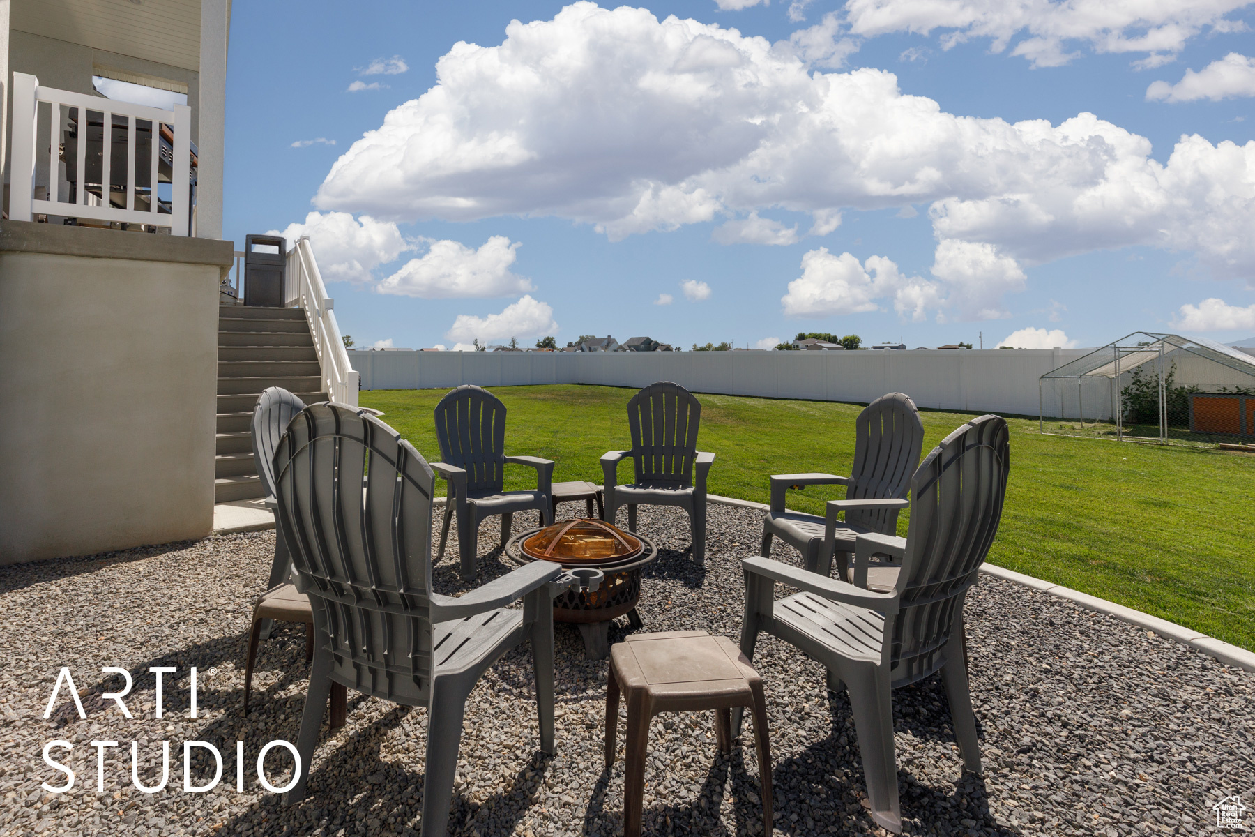 RIVER CROSSING - Residential