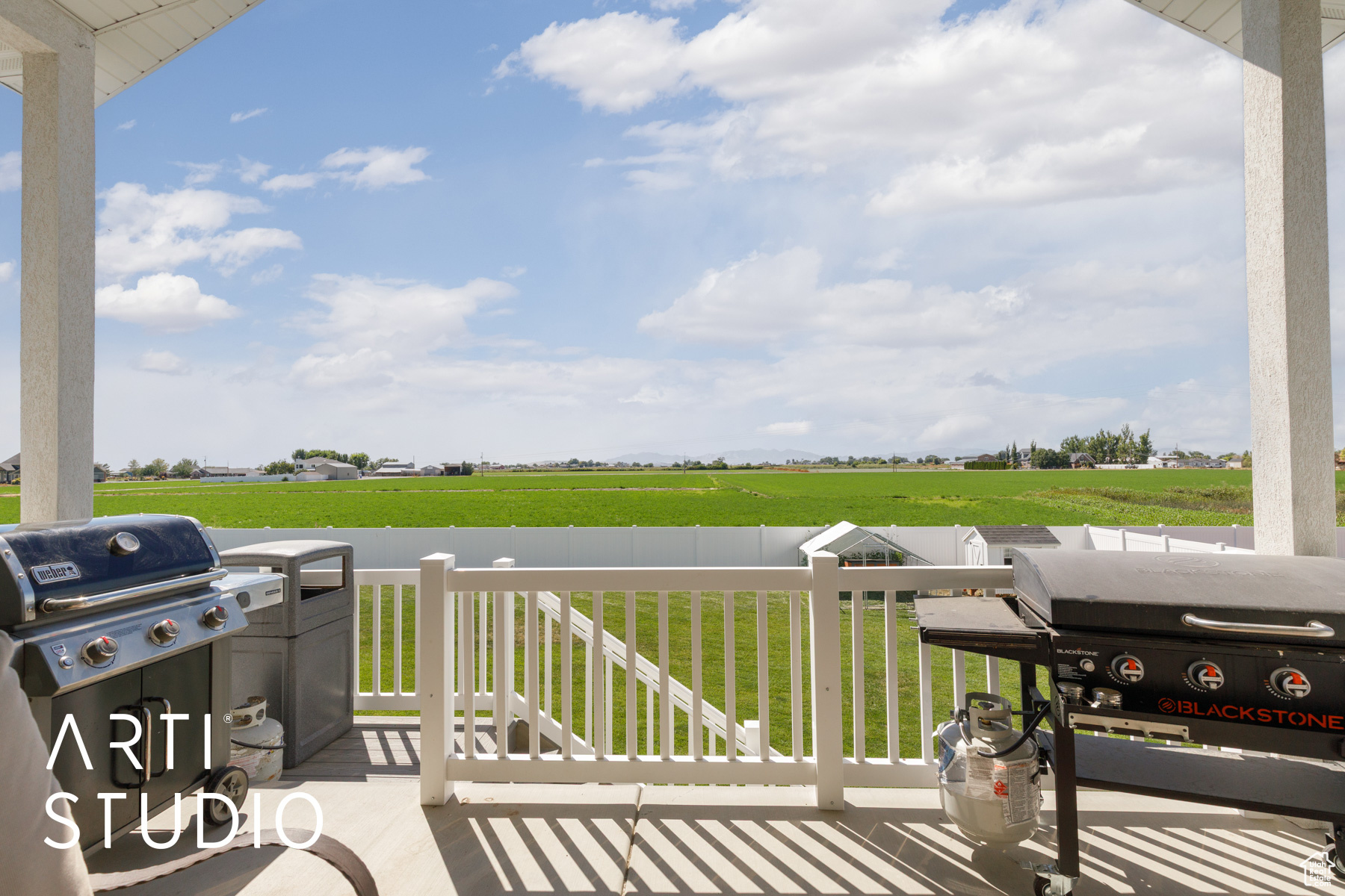 RIVER CROSSING - Residential