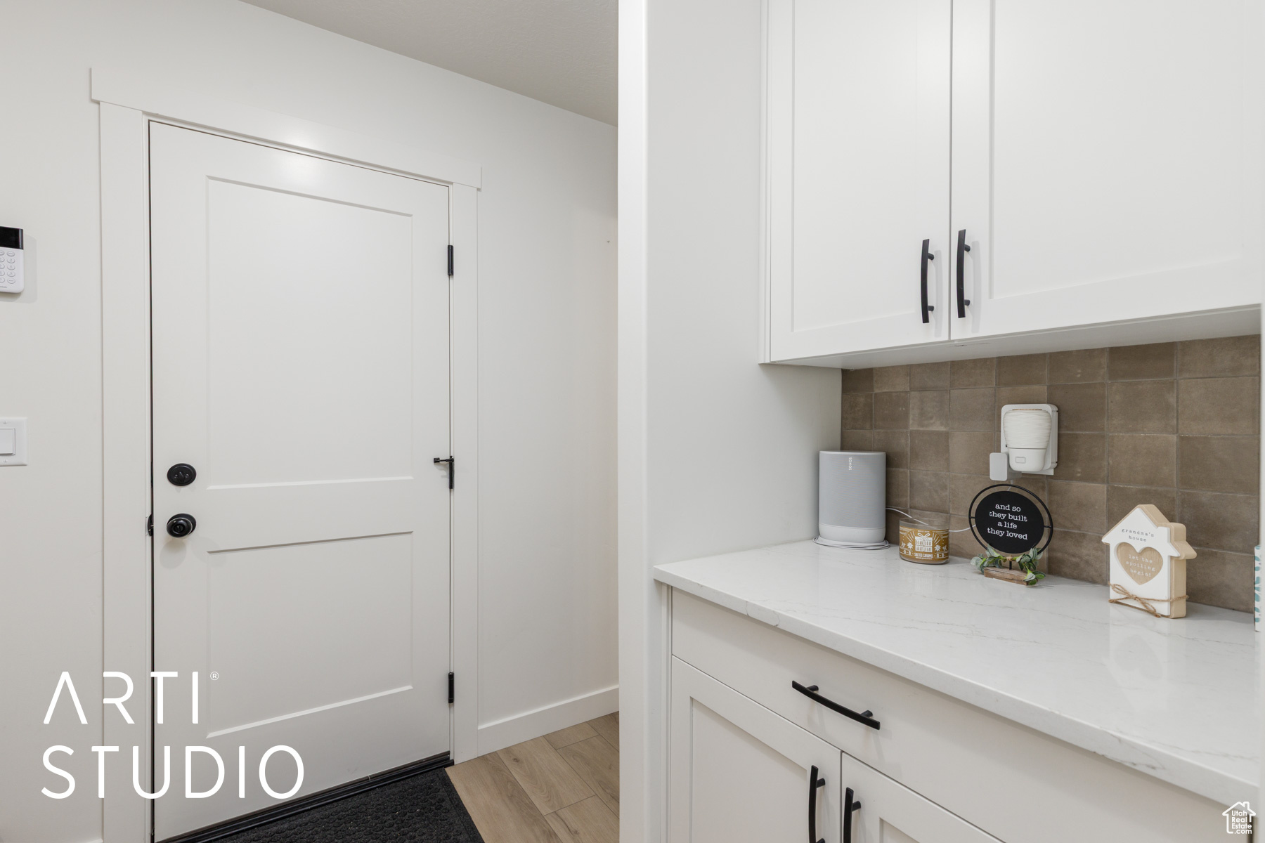 RIVER CROSSING - Residential