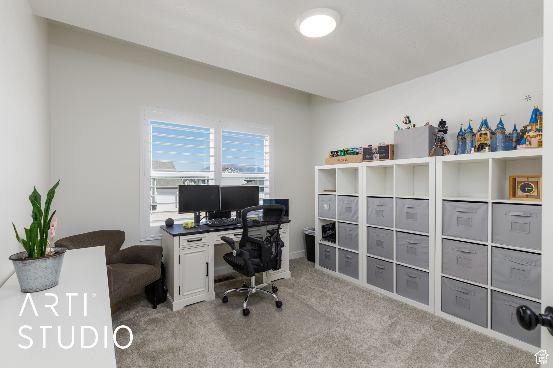 RIVER CROSSING - Residential