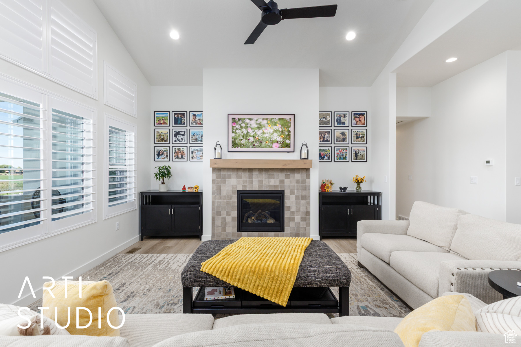 RIVER CROSSING - Residential