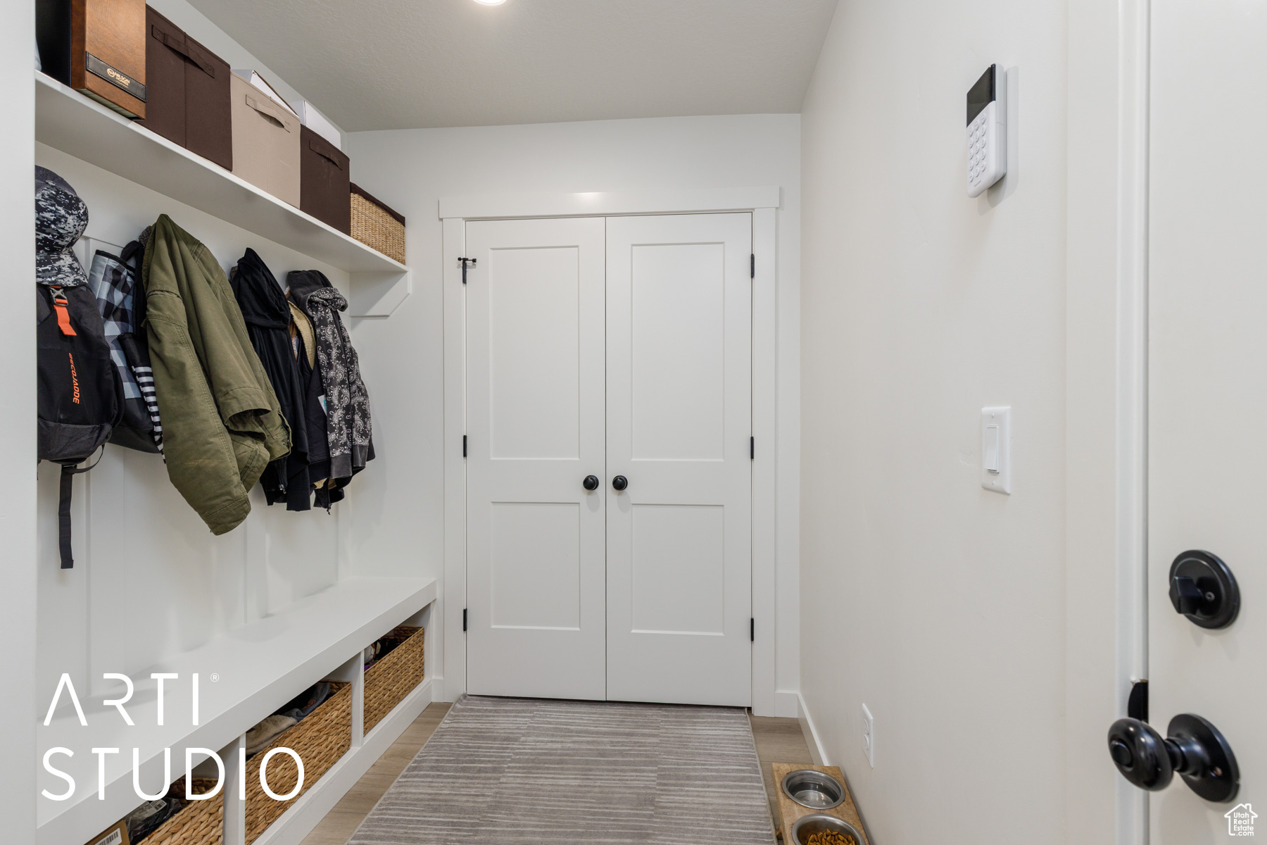 RIVER CROSSING - Residential