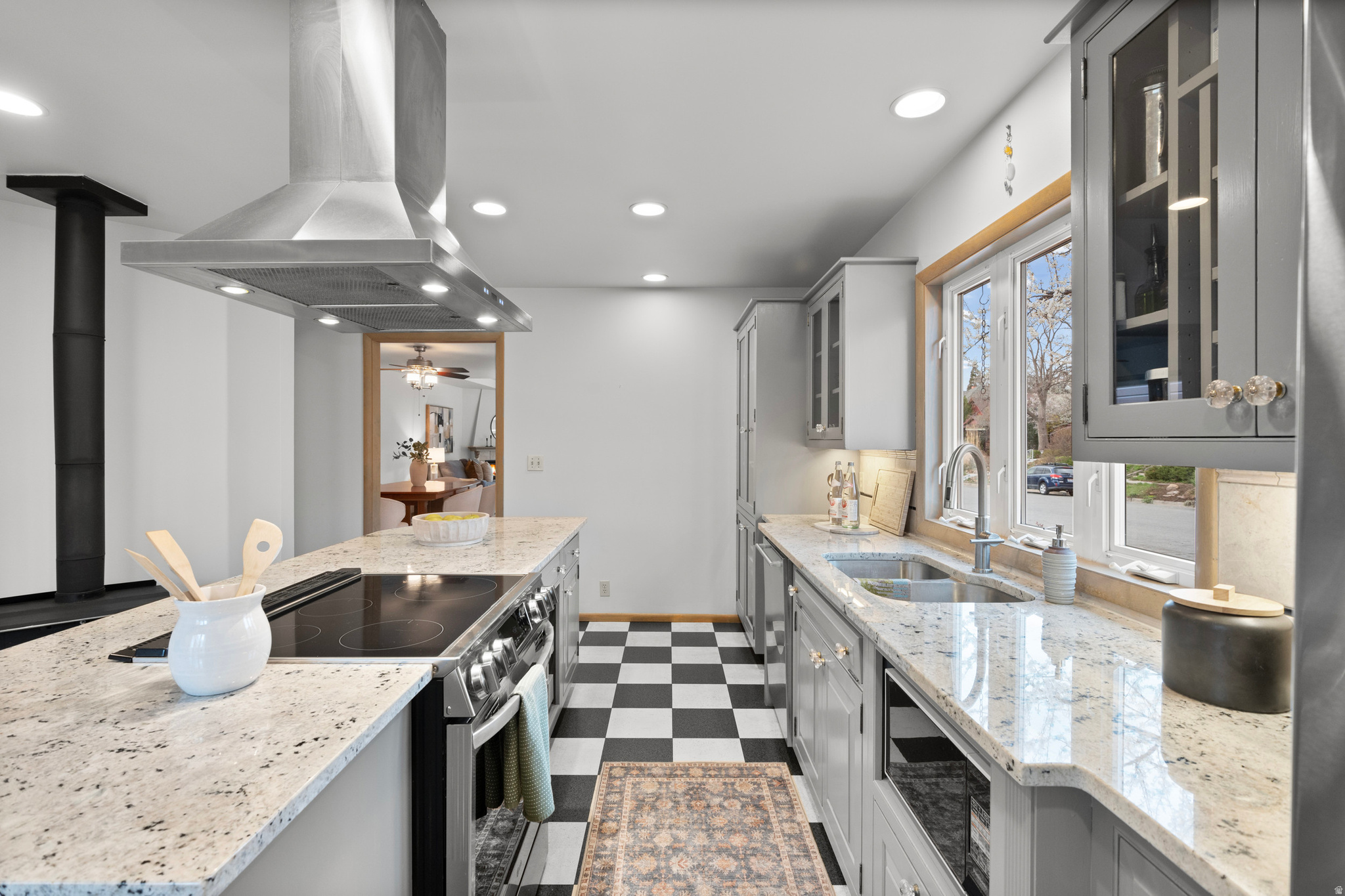 AVENUES - Residential