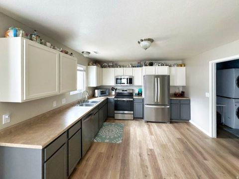 Tiny photo for 832 S 1580 W, Lehi, UT 84043 (MLS # 2141248)