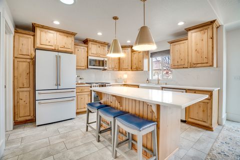Tiny photo for 2377 S 400 E, Heber City, UT 84032 (MLS # 2135132)