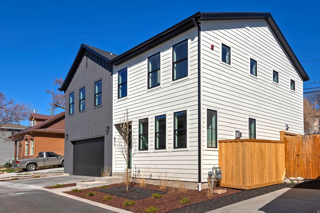 Photo of 571 S MCCLELLAND ST, Salt Lake City, UT 84102 (MLS # 2144760)