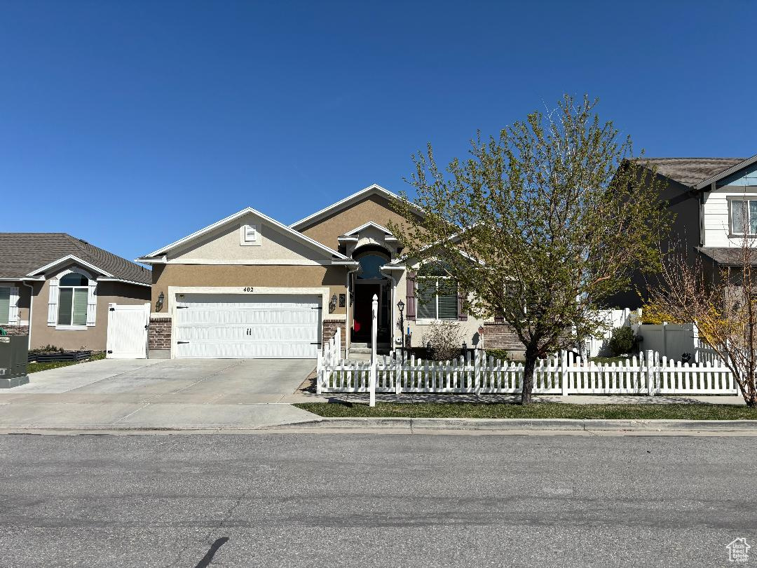 402 W Diamant Ln, Tooele, Utah image 3