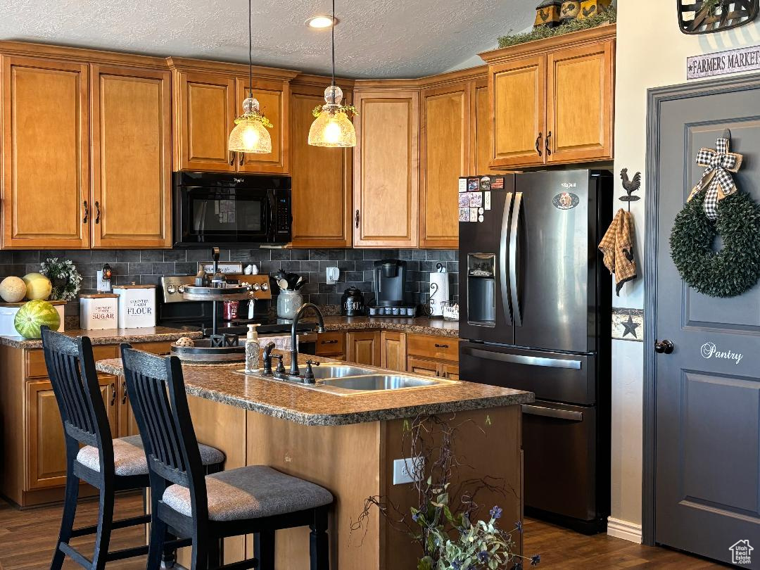 402 W Diamant Ln, Tooele, Utah image 11