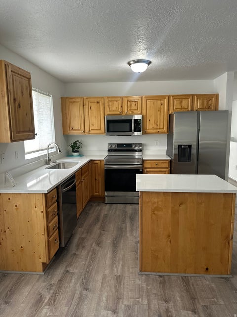 Tiny photo for 6728 W OAK VISTA DR, West Jordan, UT 84081 (MLS # 2181683)