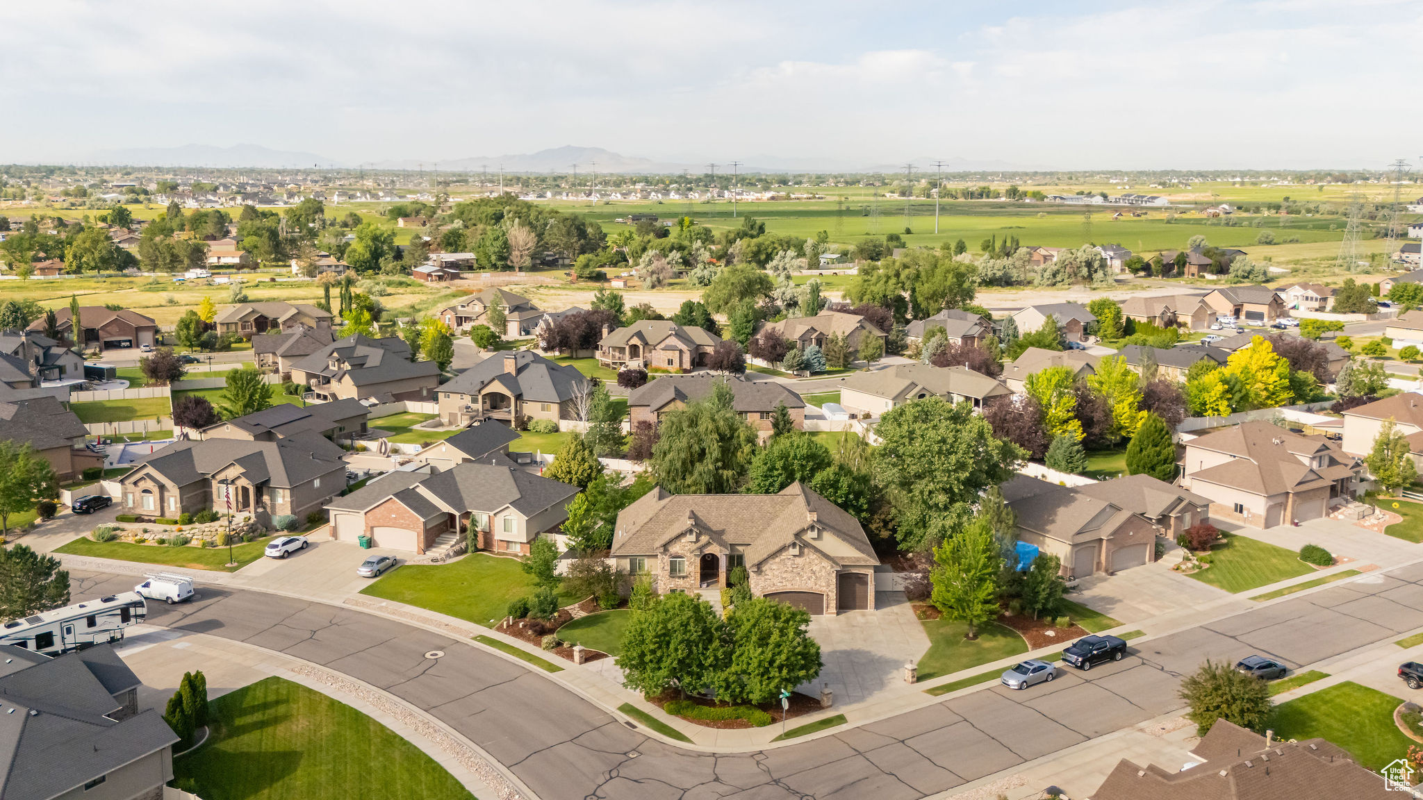 WINDSOR FARMS - Residential