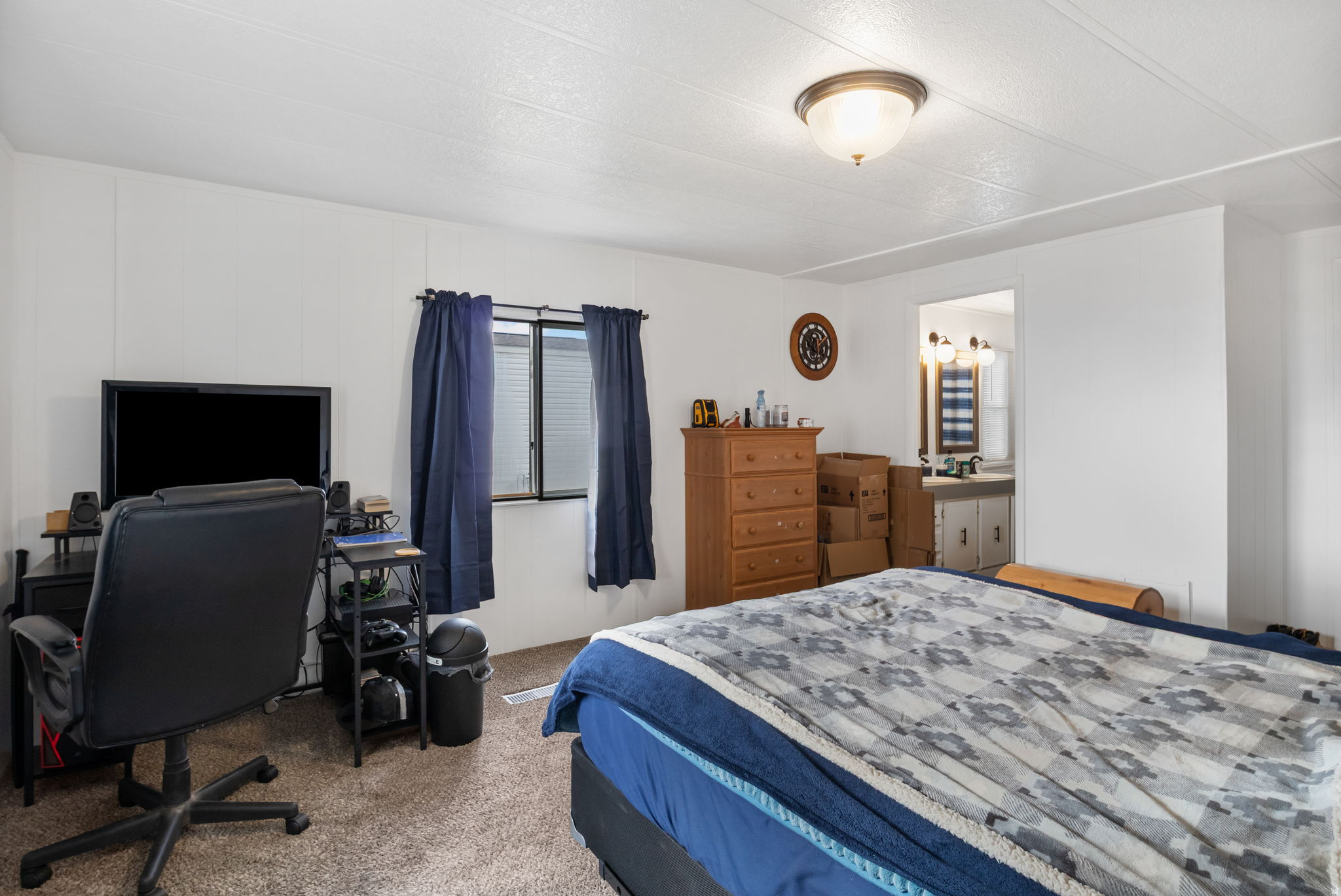 LAKEVIEW ESTATES - Residential