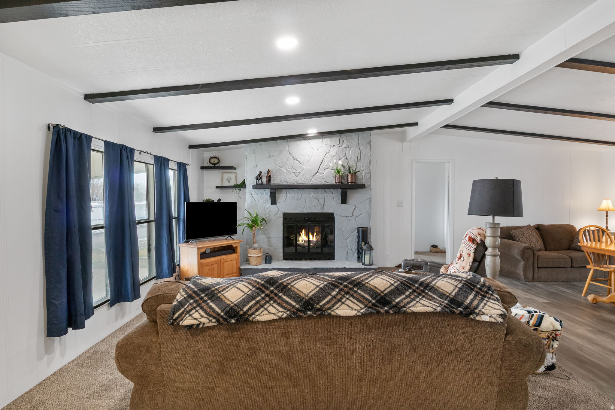 LAKEVIEW ESTATES - Residential